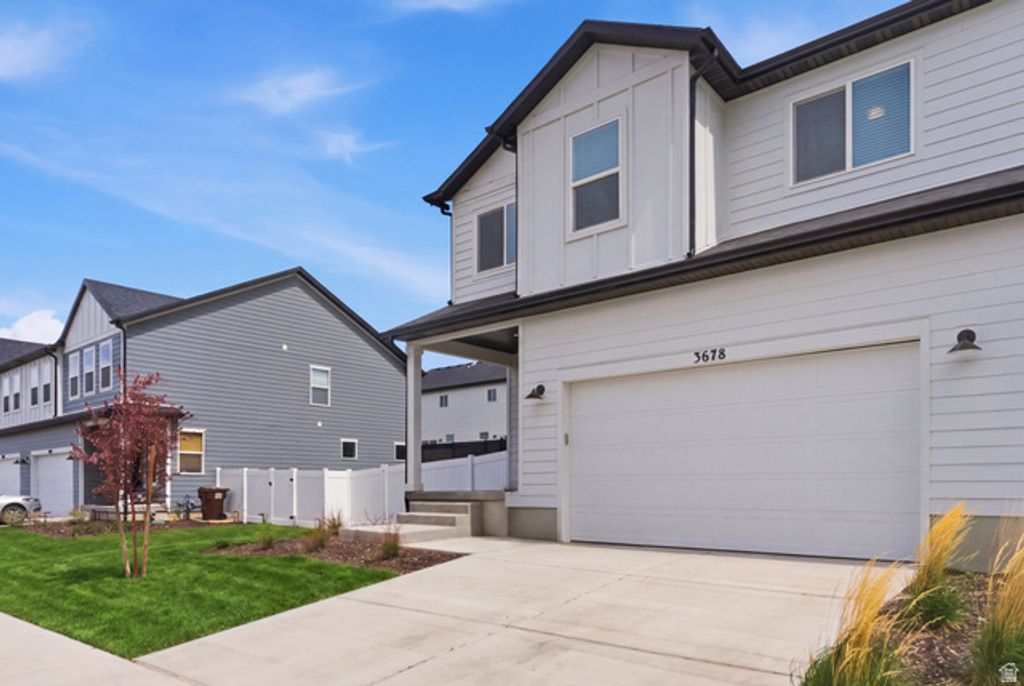 Image 3 of property listing at 3678 N OAK BLVD, Eagle Mountain, UT 84005