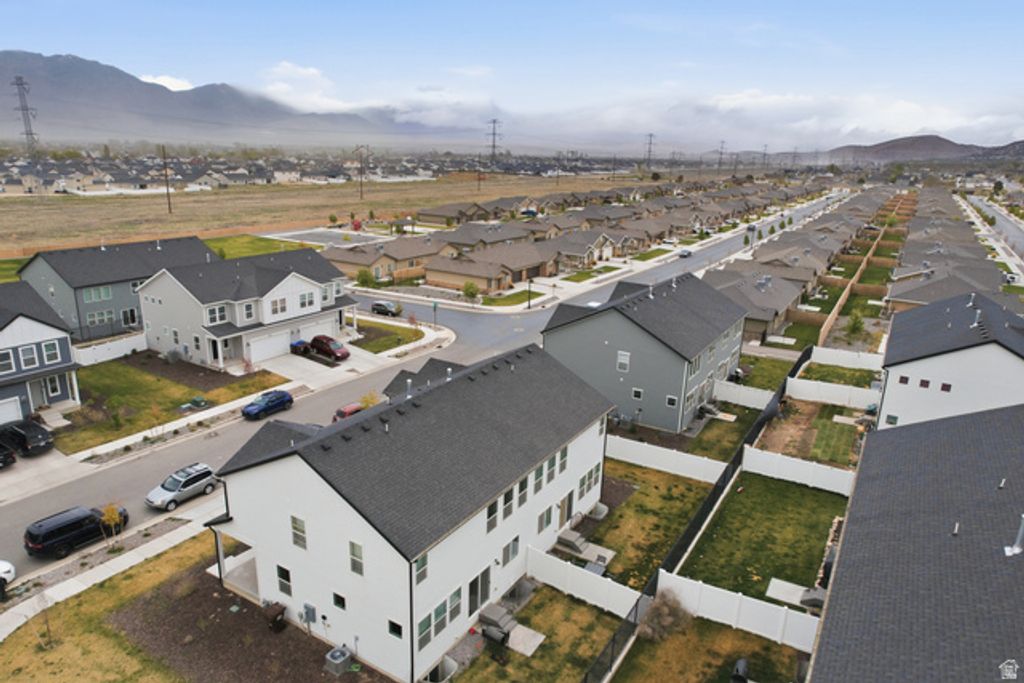 Image 40 of property listing at 3678 N OAK BLVD, Eagle Mountain, UT 84005