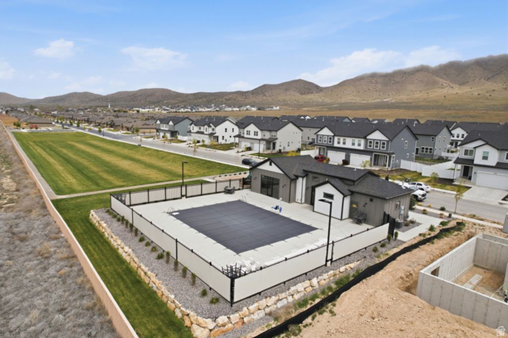 Image 43 of property listing at 3678 N OAK BLVD, Eagle Mountain, UT 84005