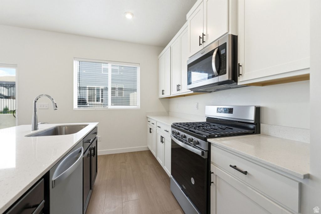 Image 10 of property listing at 3678 N OAK BLVD, Eagle Mountain, UT 84005