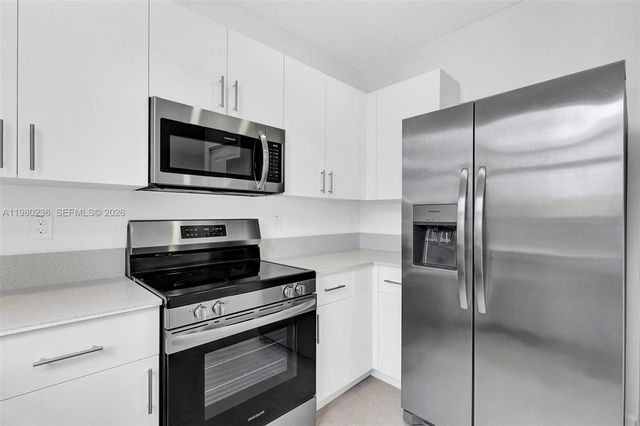 11925 NW 46th St, Coral Springs, FL 33076