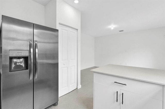 11925 NW 46th St, Coral Springs, FL 33076