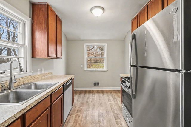 875 Iroquois Avenue, Saint Paul, MN 55119