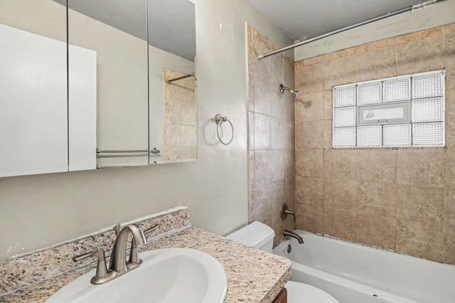 875 Iroquois Avenue, Saint Paul, MN 55119