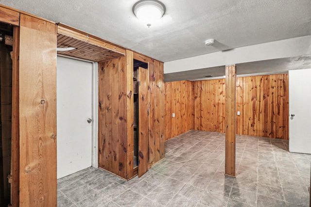 875 Iroquois Avenue, Saint Paul, MN 55119