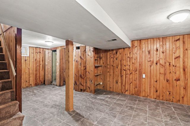 875 Iroquois Avenue, Saint Paul, MN 55119