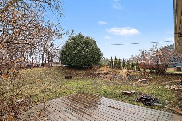 875 Iroquois Avenue, Saint Paul, MN 55119