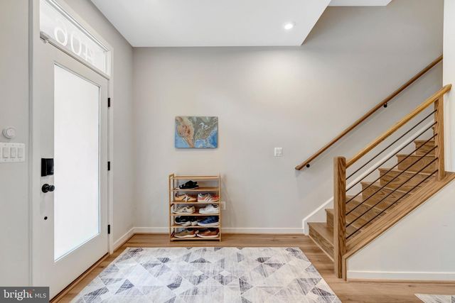 406 BROOKLAND GROVE DR NE, Washington, DC 20017