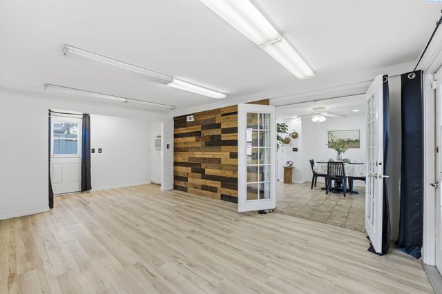 1313 Cottonwood Drive, Richland, WA 99354