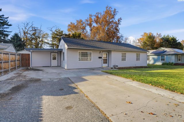 1313 Cottonwood Drive, Richland, WA 99354