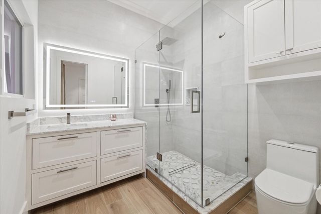 5222 Woodway Drive, Houston, TX 77056
