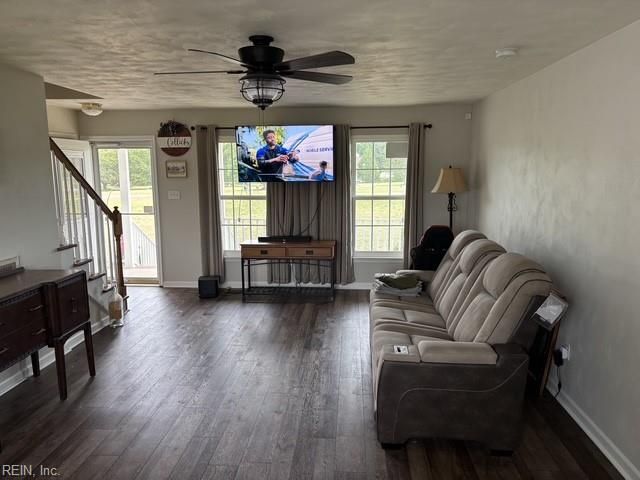 27384 Colosse RD, Carrsville, VA 23315