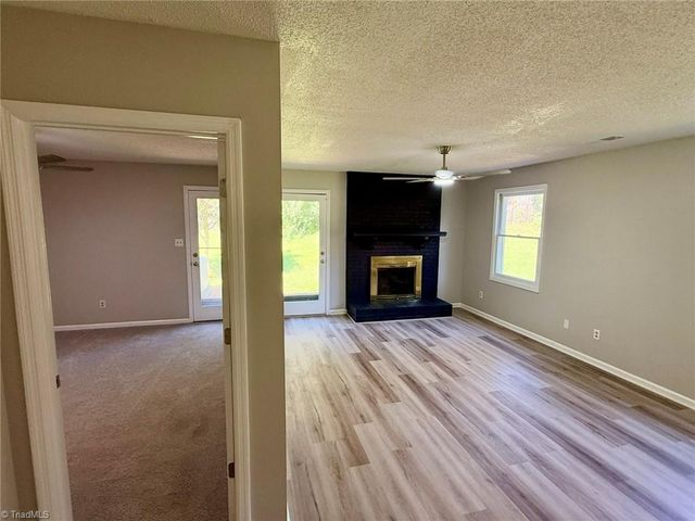 1712 Beaucrest Avenue, High Point, NC 27265