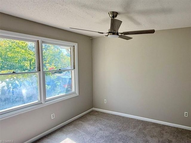 1712 Beaucrest Avenue, High Point, NC 27265