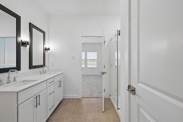 2238 Maple Ridge Drive, Van Alstyne, TX 75495