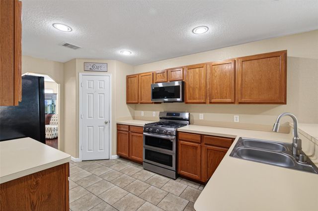 1918 Skipwood Drive, Missouri City, TX 77489