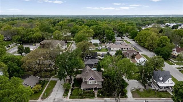 105 SW 15th Street, Blue Springs, MO 64015