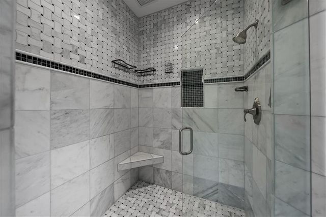 105 SW 15th Street, Blue Springs, MO 64015