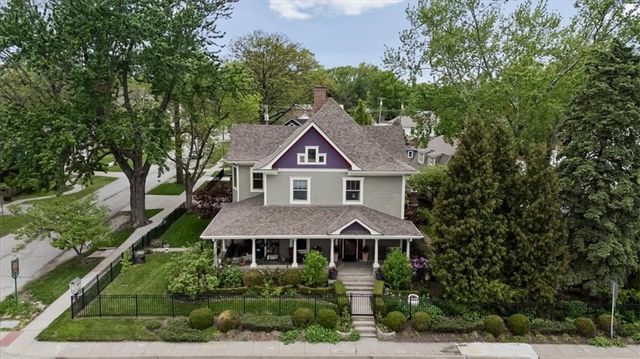105 SW 15th Street, Blue Springs, MO 64015
