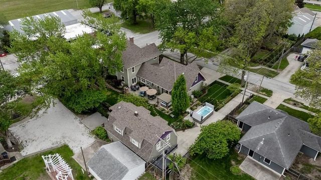 105 SW 15th Street, Blue Springs, MO 64015
