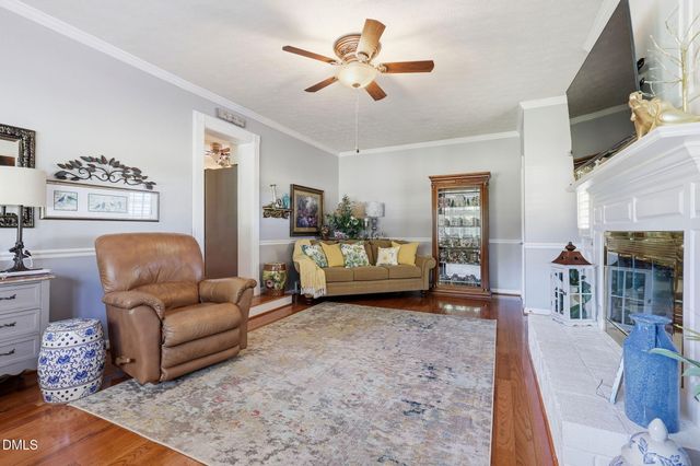 913 W Core Road, Dunn, NC 28334