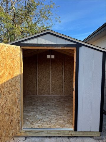 2107 Shirley Dr, Corpus Christi, TX 78416