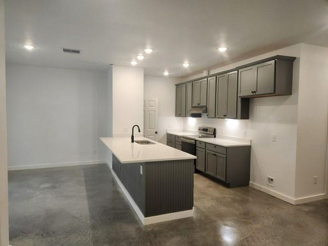 2107 Shirley Dr, Corpus Christi, TX 78416