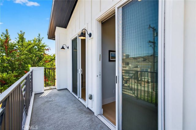 2216 Bataan Road A, Redondo Beach, CA 90278