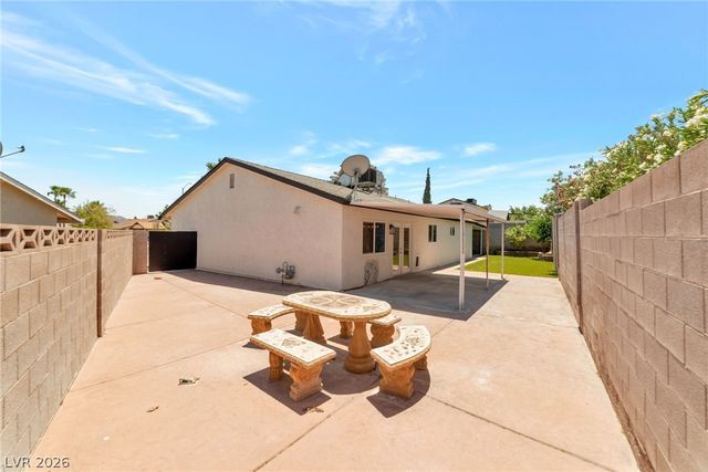 640 Summerland Drive, Henderson, NV 89002