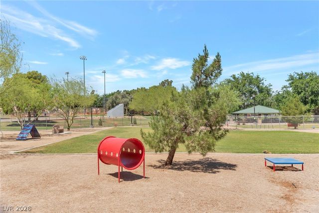 640 Summerland Drive, Henderson, NV 89002