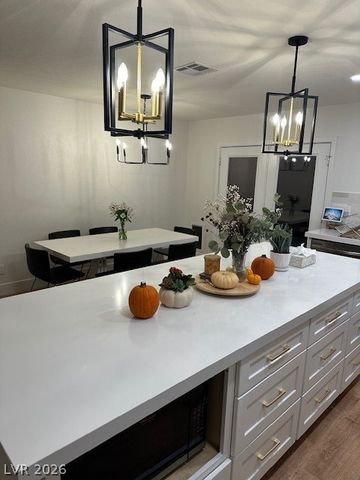 640 Summerland Drive, Henderson, NV 89002