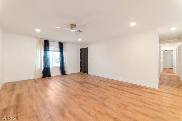 640 Summerland Drive, Henderson, NV 89002