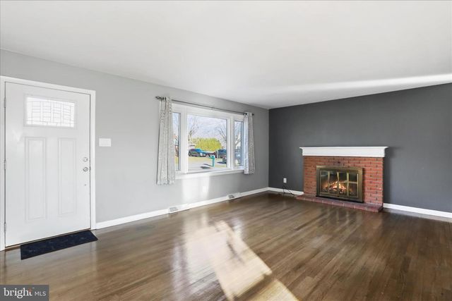 16840 PETMAR CIR, Hagerstown, MD 21742