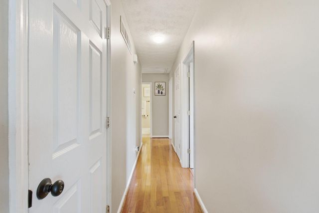 118 River Oak Drive, Frankfort, KY 40601