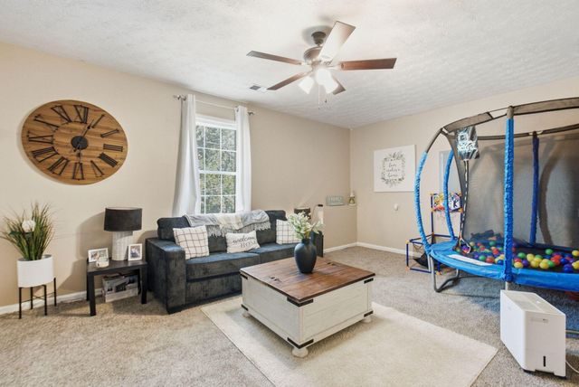 118 River Oak Drive, Frankfort, KY 40601