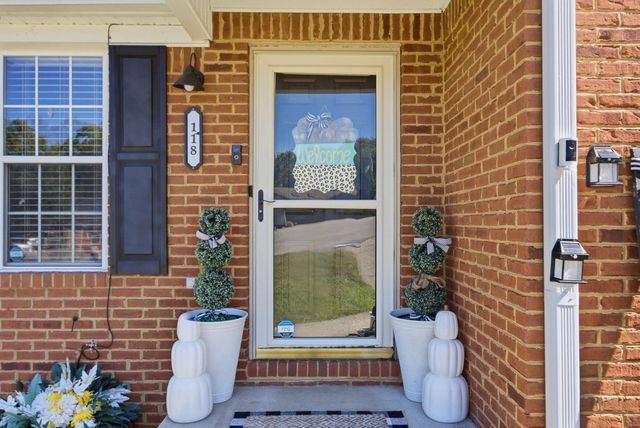 118 River Oak Drive, Frankfort, KY 40601