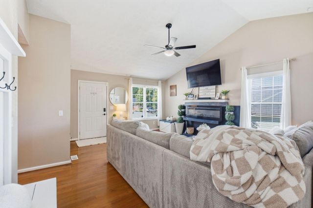 118 River Oak Drive, Frankfort, KY 40601