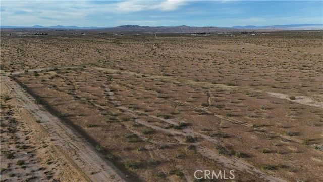 715 Corral Road, Helendale, CA 92342