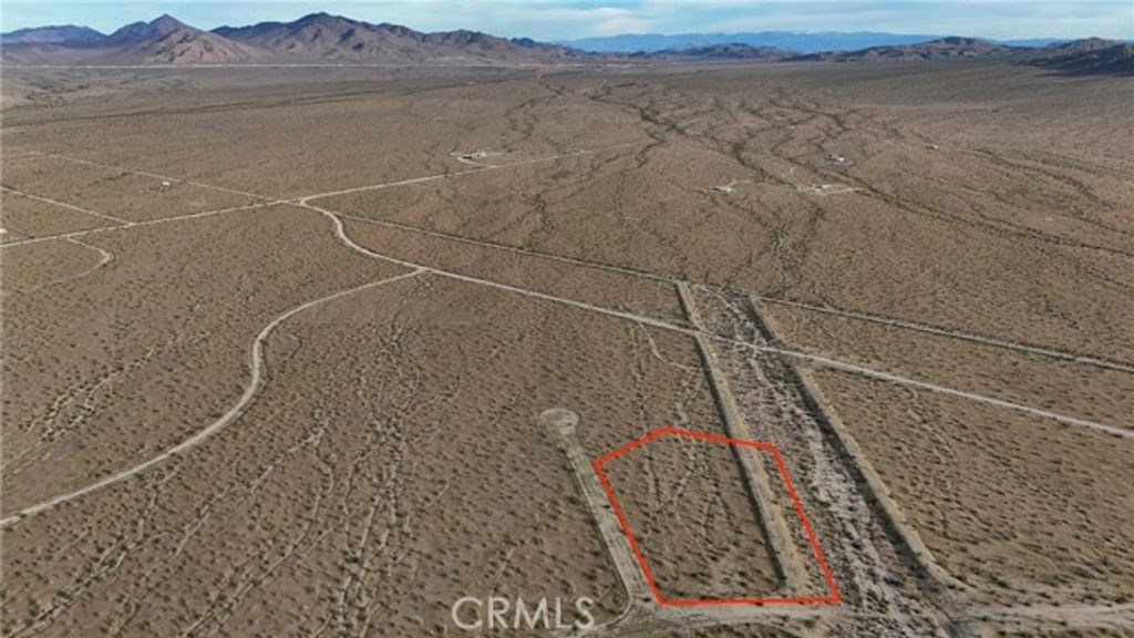 715 Corral Road, Helendale, CA 92342