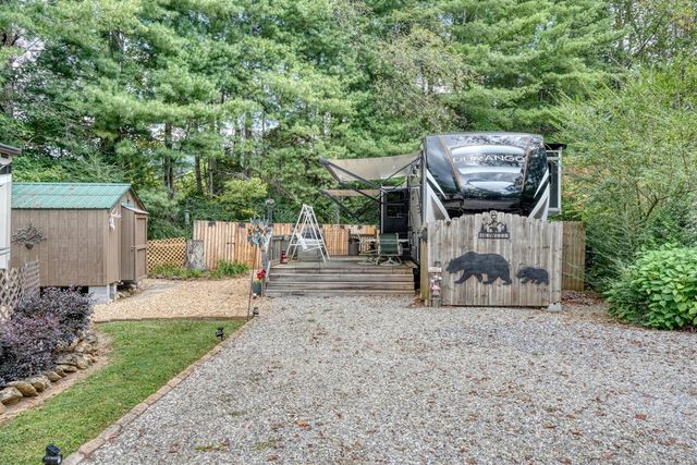 496 Choestoe Valley Circle, Blairsville, GA 30512