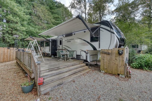 496 Choestoe Valley Circle, Blairsville, GA 30512