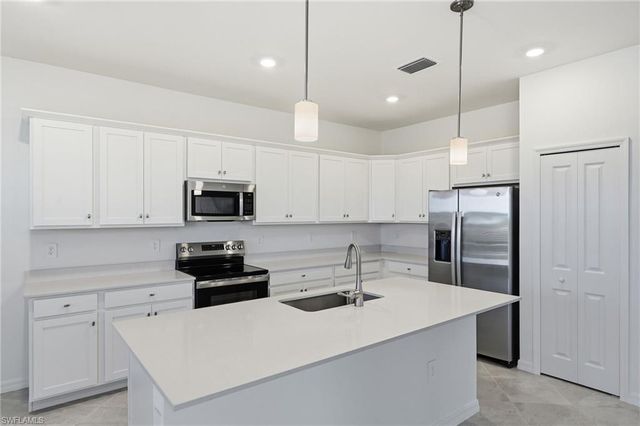 18726 Marlin Kite LN, North Fort Myers, FL 33917