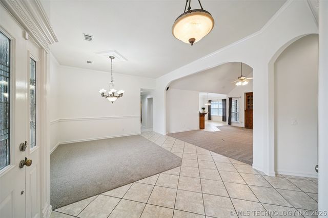 2212 N 12th Place, Broken Arrow, OK 74012