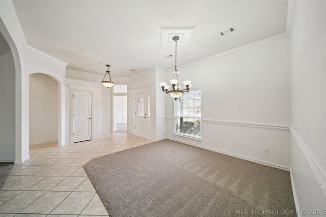 2212 N 12th Place, Broken Arrow, OK 74012