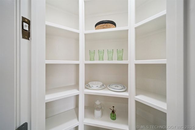 2212 N 12th Place, Broken Arrow, OK 74012