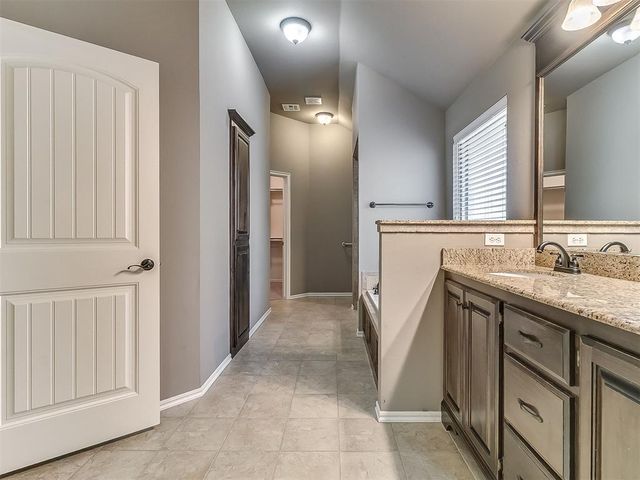 8821 NW 74th Street, Oklahoma City, OK 73132