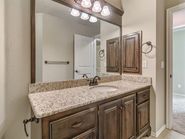 8821 NW 74th Street, Oklahoma City, OK 73132