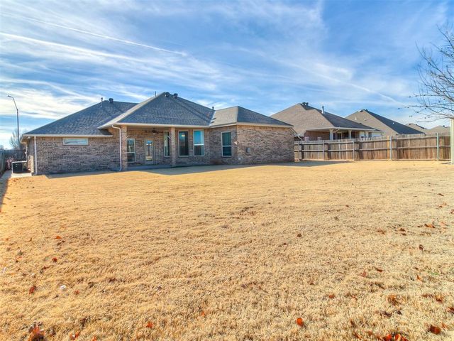 8821 NW 74th Street, Oklahoma City, OK 73132
