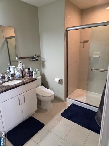 48 Park Street 711X, Montclair, NJ 07042