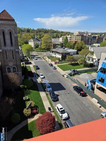 48 Park Street 711X, Montclair, NJ 07042